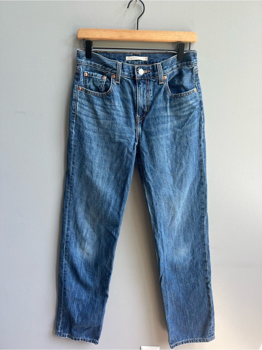Levi's Women's Low Pro Relaxed Fit Straight Leg Jeans Denim Classic Size 25